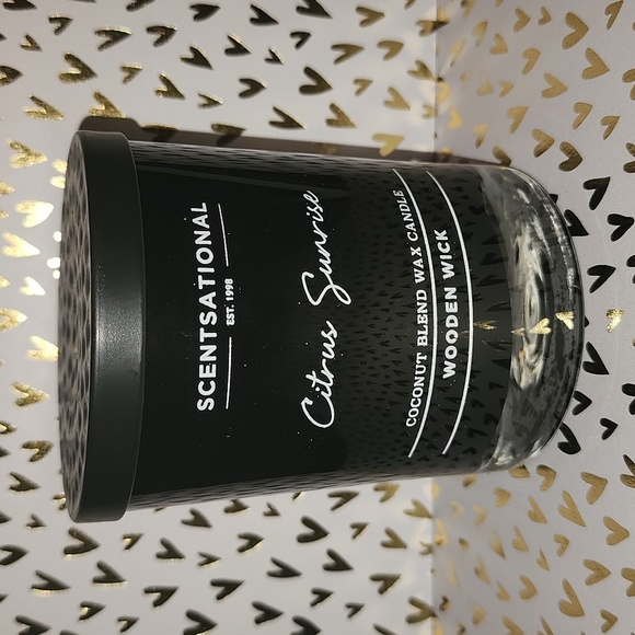 Brand New Scentsational Citrus Sunrise candle - Picture 1 of 7